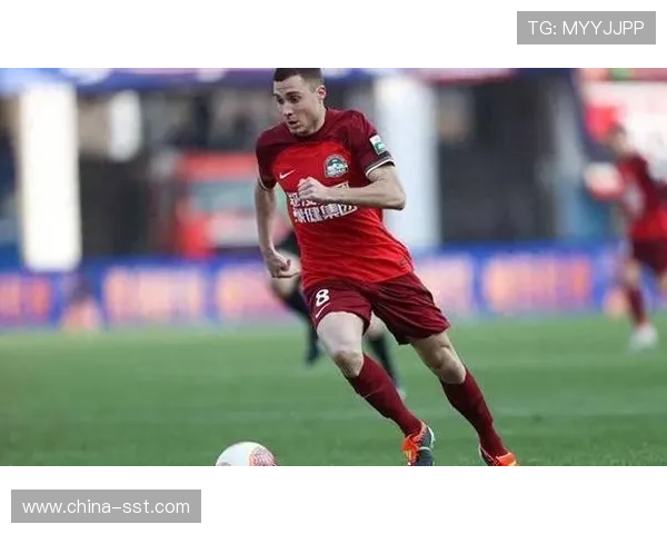 河南中场化铭灿租借加盟温州队